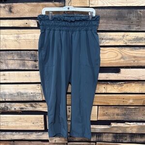 Apana High Rise Pull On Cropped Joggers In Mineral Blue Size Large